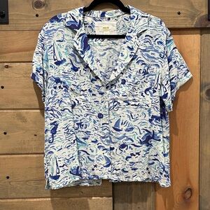 Maeve Anthropologie Blue and White Patterned Button Down Shirt
